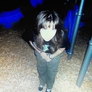 Meet your Posher, Ella